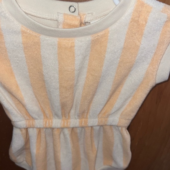 🛍 Little GIRLS OUTFIT SIZE 0-3 MONTHS 🛍 - Picture 2 of 6